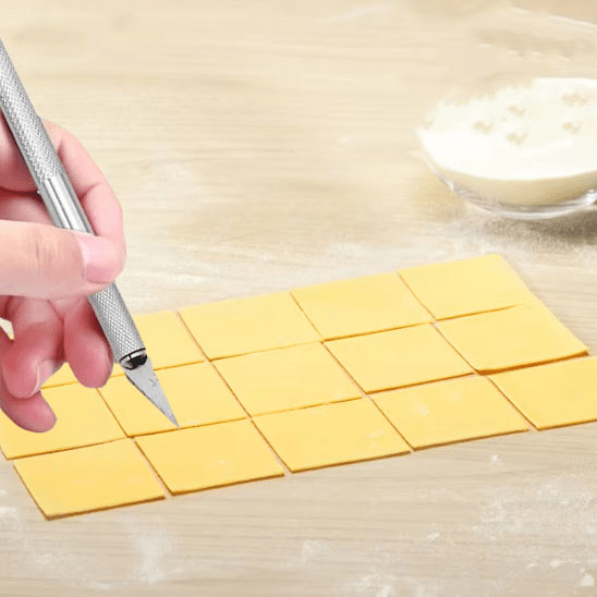 Ustensile patisserie : Le couteau de précision - Cuisine & Cuisiner